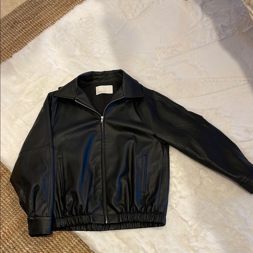 Oversized vegan leather bomber S